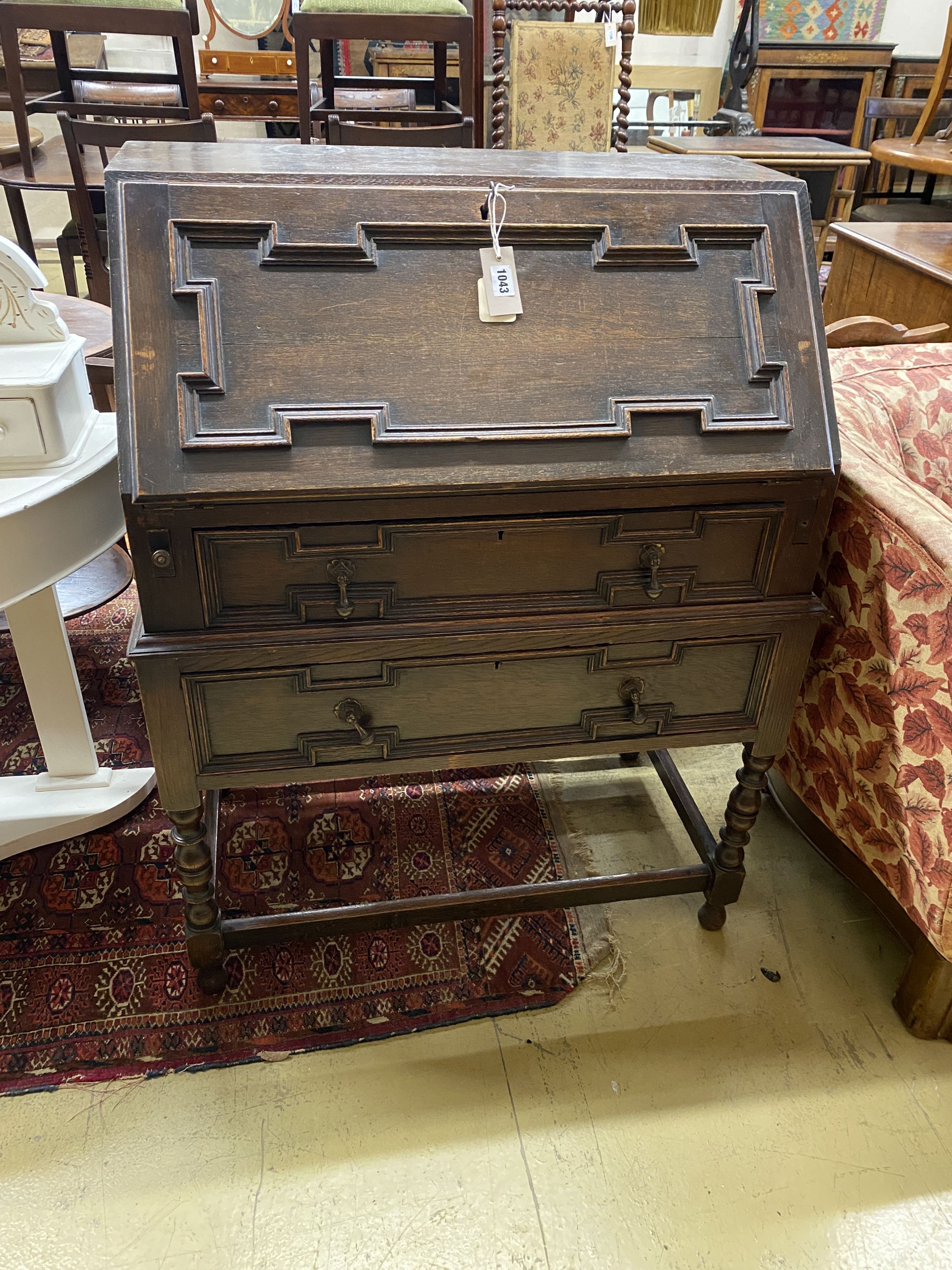 An early 20th century oak bureau, width 76cm, depth 44cm, height 100cm